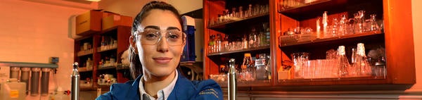 Graduate Student Careen Khachatoorian, Talbot Lab, vaping, (c) UCR / Stan Lim