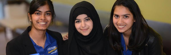 Three Science Ambassadors (c) UCR / Carrie Rosema 2016