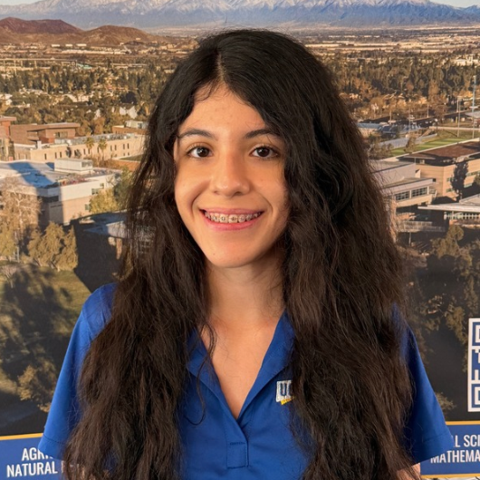 CNAS Science Ambassador Catalina Rodriguez