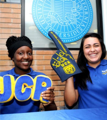 students with a foam finger