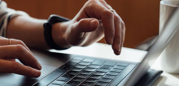 hands at laptop (c) Etienne Boulanger